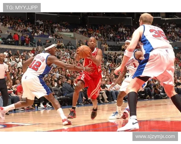 洛杉矶快船鏖战劲敌全场激烈攻防对决彰显冠军级团队实力