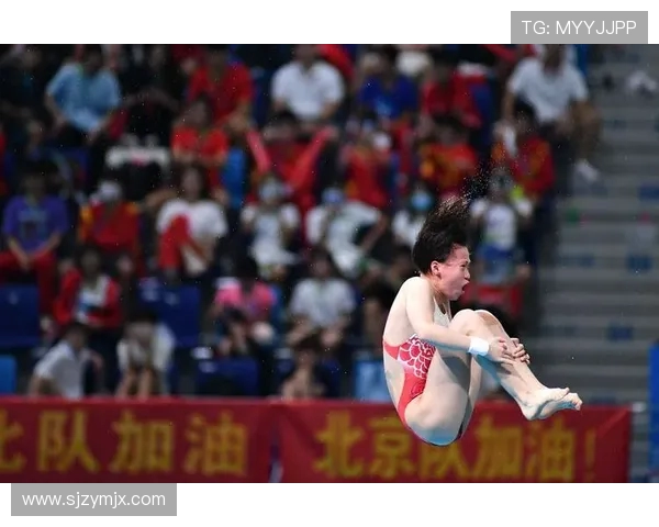 跳水运动的魅力与挑战：探索技术进步与运动员心理素质的完美结合